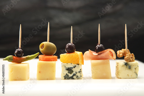 Cheese canapes
