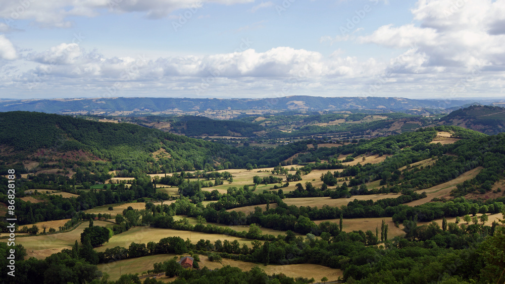 Paysage valloné et de bocage en Aveyron