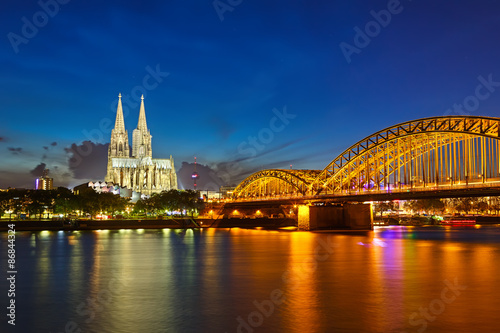 Cologne at night © sborisov