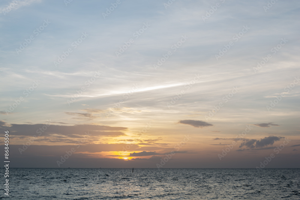 Fototapeta premium Sea and twilight sky