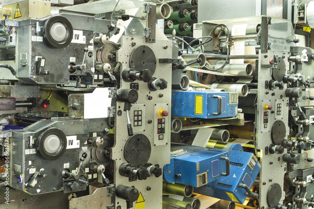 Printing labels on offset machine Printing labels on offset machine