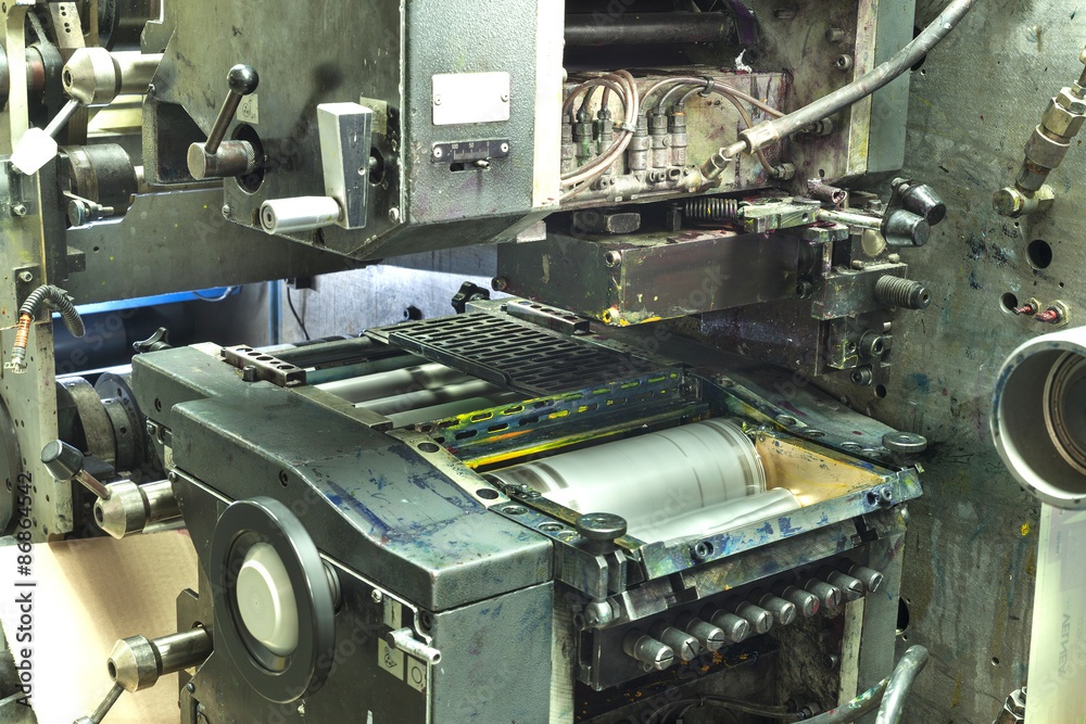 Printing labels on offset machine Printing labels on offset machine
