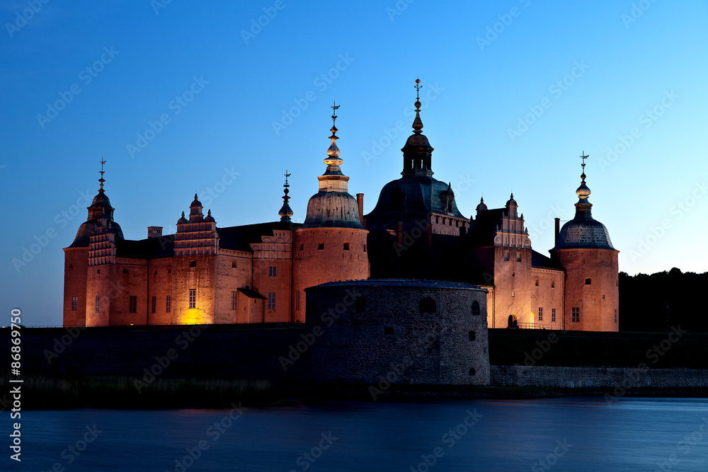 Schloss Kalmar zur blauen Stunde