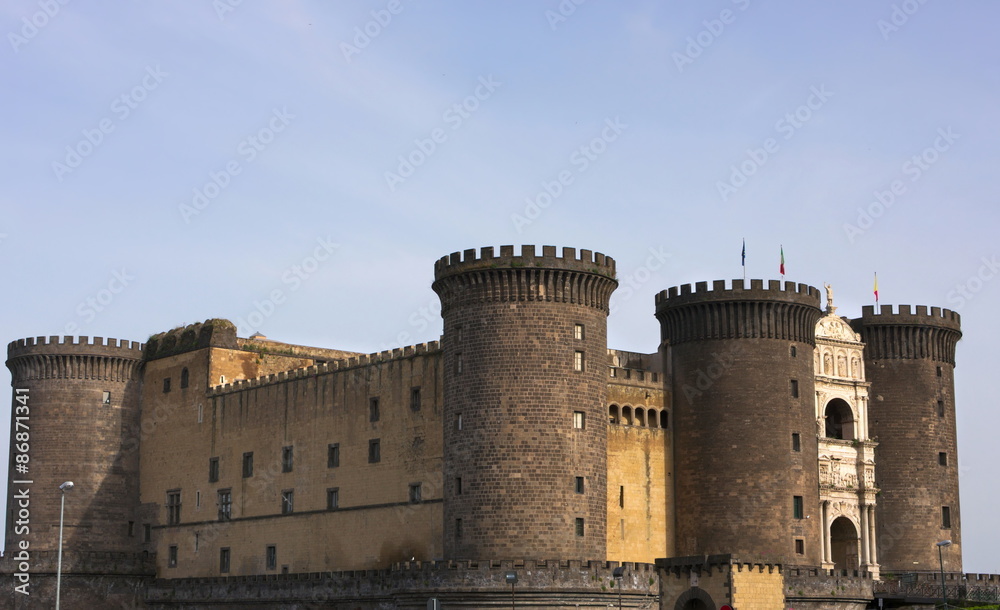 Castel Nuovo-IX-Neapel-Italien 