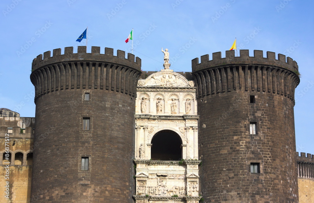 Castel Nuovo-VII-Neapel-Italien
