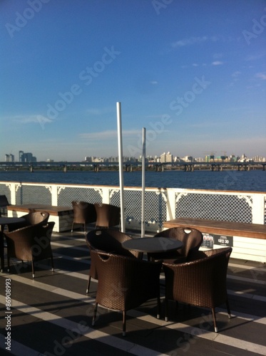 Photography cruise cafe