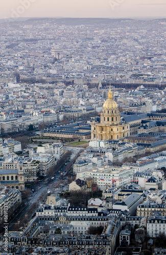 Paris in Vertical © nuinthesky