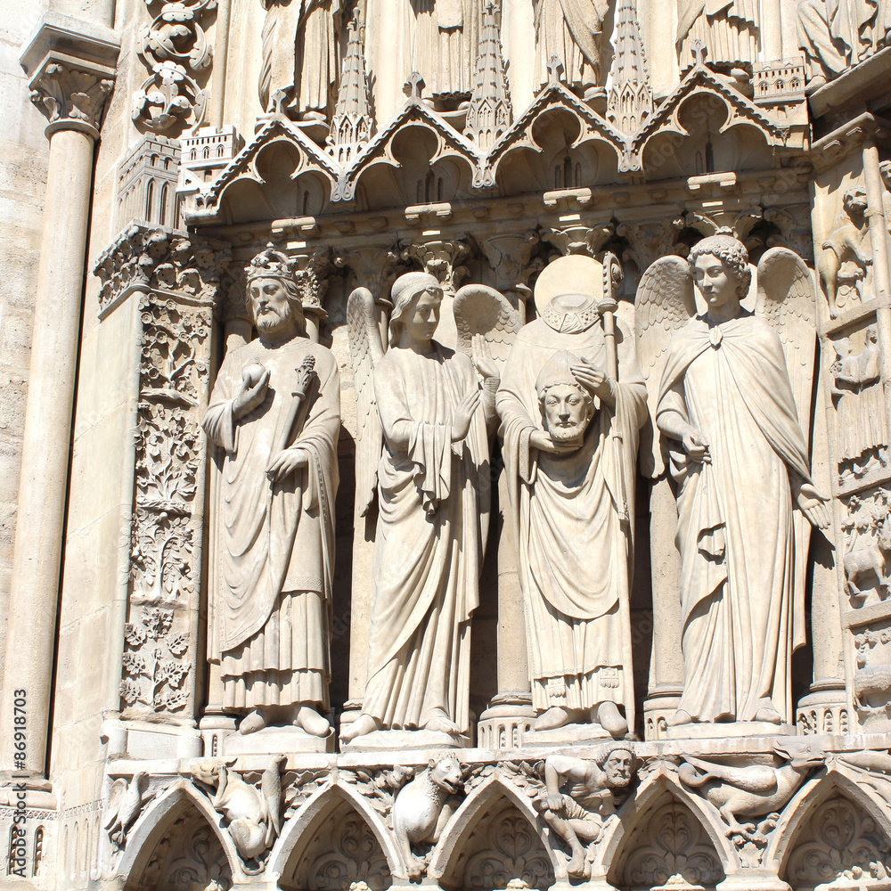 Paris / Bas-reliefs de la Cathédrale Notre-Dame de Paris