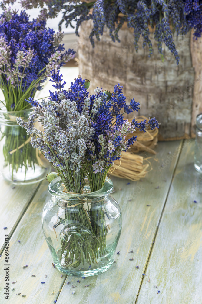 Fototapeta premium Fresh lavender bouquet in a vase