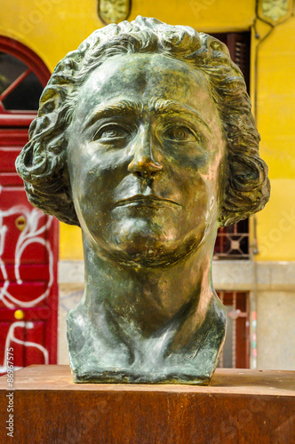 Busto de Clara Campoamor, igualdad de la mujer, feminista, sufragista, Madrid, España photo