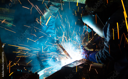 The working in Welding skill up use in product part automotiv