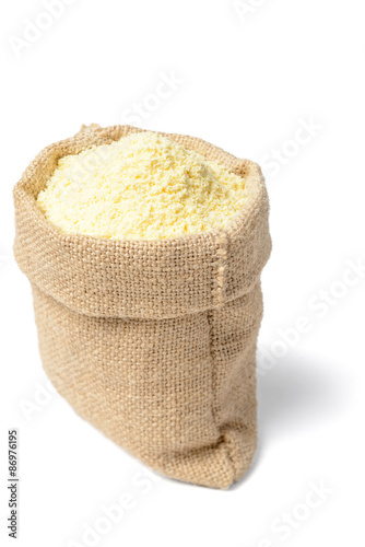 uncooked yellow corn flour, tilt shift lens