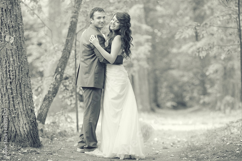 black and white portrait of the bride and groom wedding