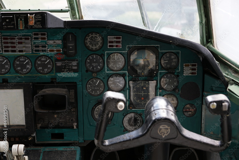 Obraz premium Old aircraft panel 