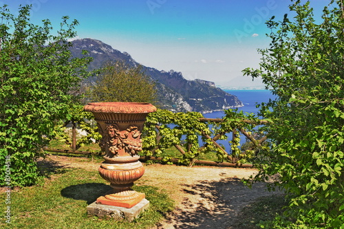 Ravello Villa Cimbrone photo