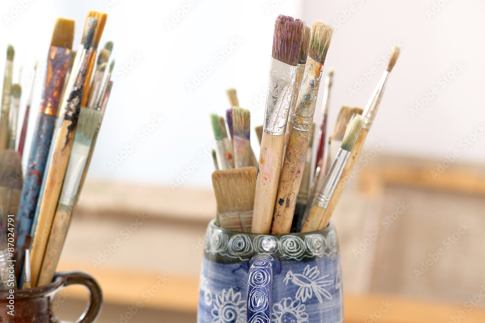 Fototapeta premium Pędzle, akcesoria dla plastyków