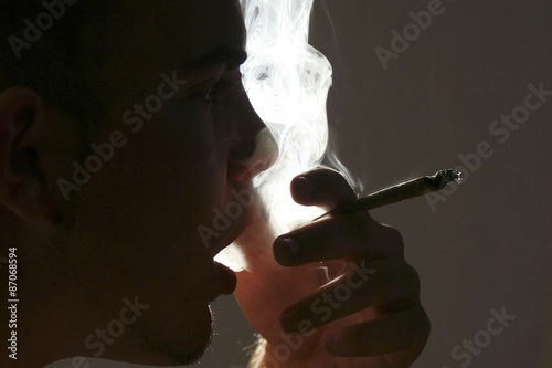 FUMEUR DE JOINT photo