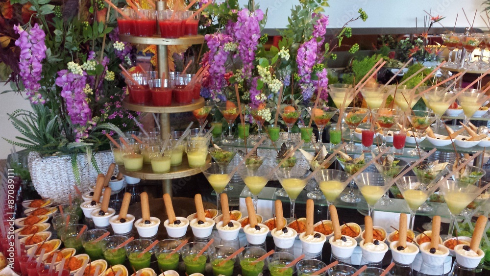 Fototapeta premium Various snacks, cocktails in glasses