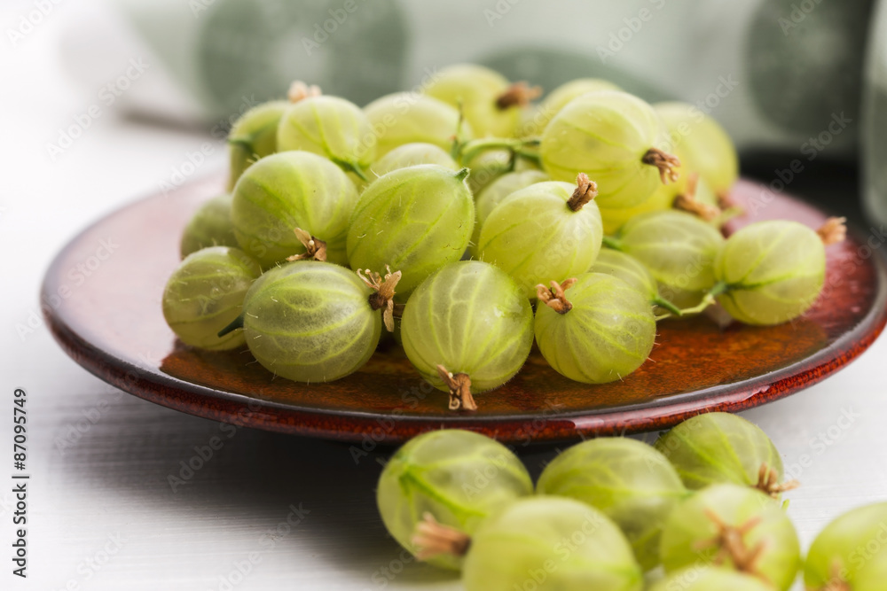 green gooseberries green gooseberries
