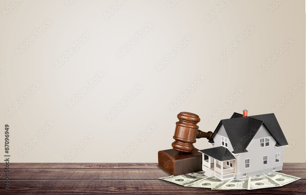 House, Real Estate, Auction. Stock-Foto | Adobe Stock