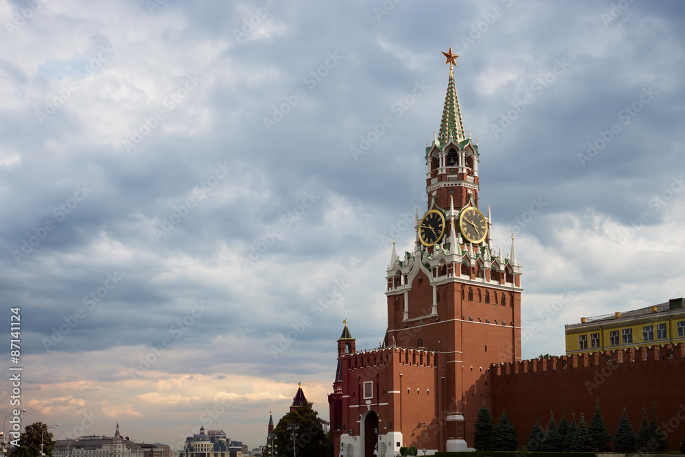 Moscow Kremlin. Spasskaya Tower, clock. Red Square. UNESCO World Moscow Kremlin. Spasskaya Tower, clock. Red Square. UNESCO World