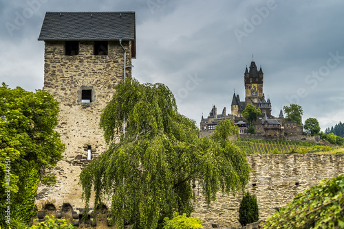Balduinstor der Altstadt Cochem mit der Reichsburg Cochem #87142150