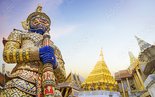 Wat Phra Kaeo,Bangkok,Thailand © prasit2512