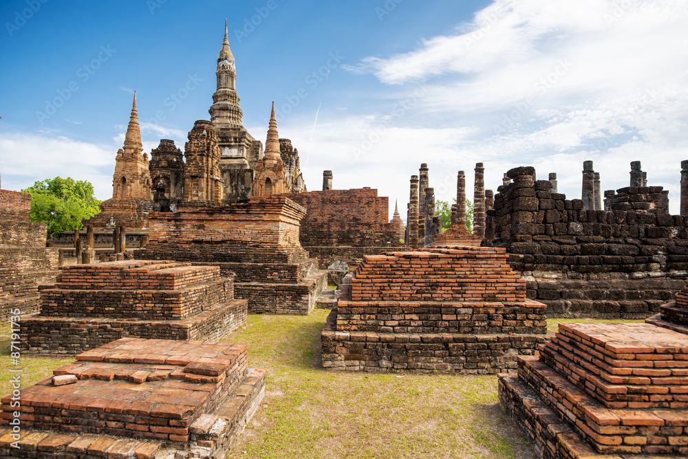 Fototapeta premium Sukhothai historical park, Mahathat Temple ,Thailand.