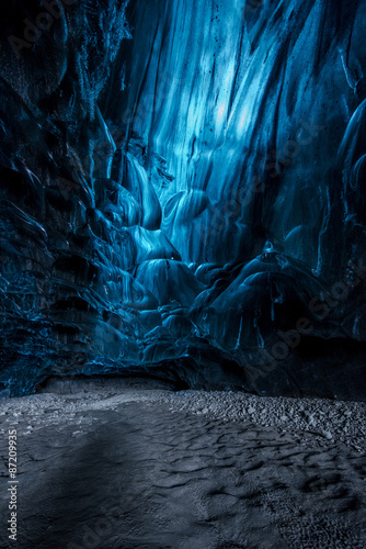 Obraz na płótnie Ice caves in Iceland