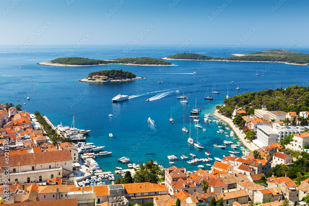 Beautiful view of harbor in Hvar town, Croatia - obrazy, fototapety, plakaty 