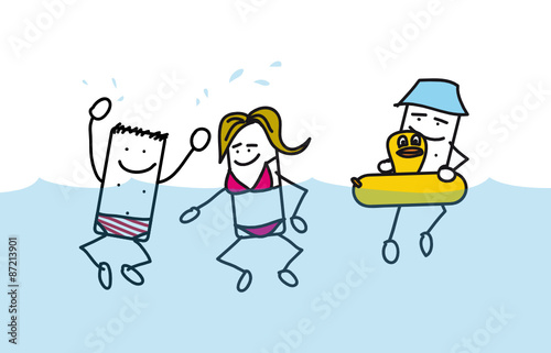 Couple en train de se baigner à la piscine