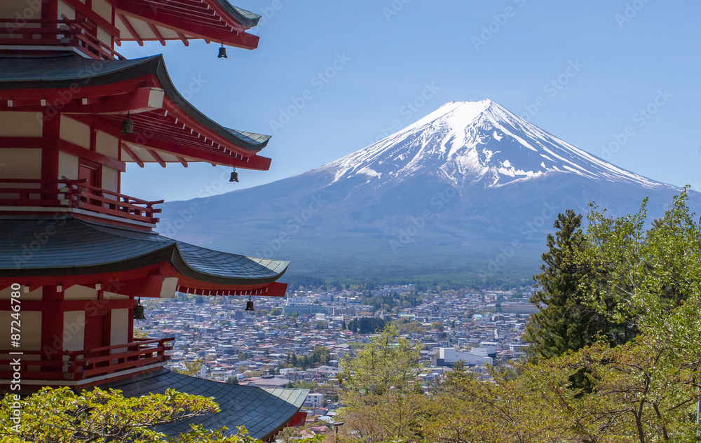 Japanese Chureito pagoda and Mountain Fuji in spring season