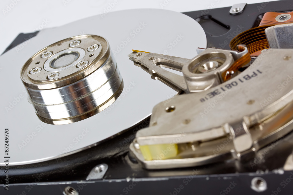 Hard disk drive Hard disk drive