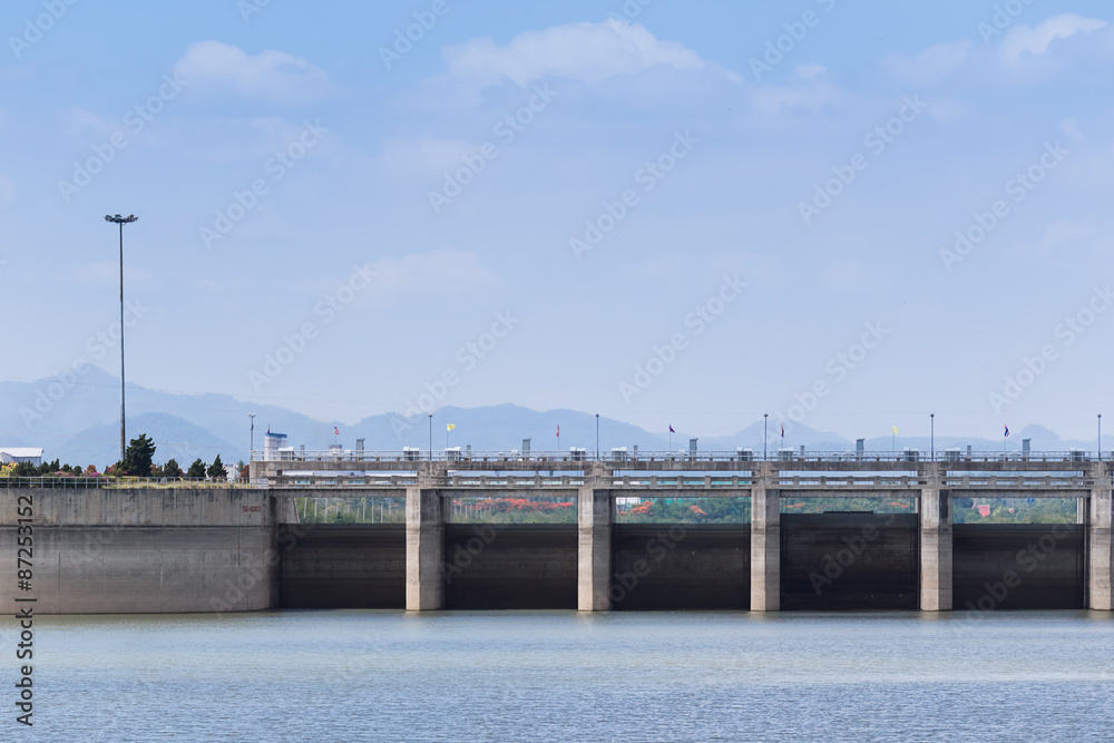 Pa Sak Jolasid Dam