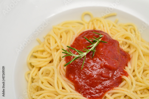 Spaghetti with tomato sauce