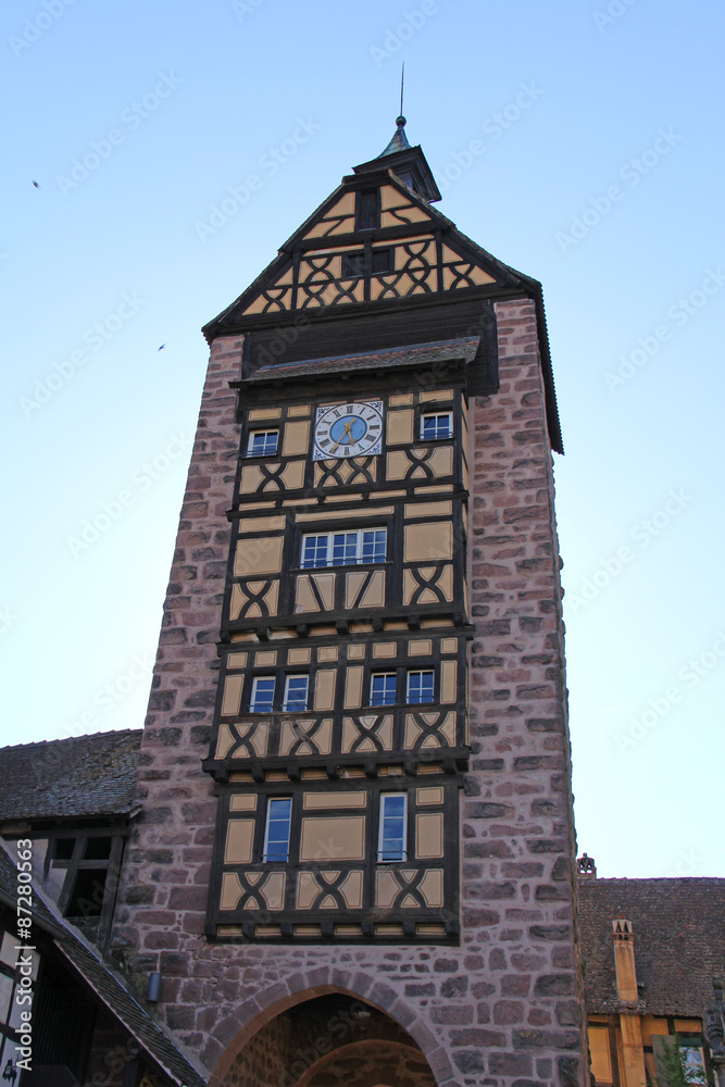 Alsace architecture village de Riquewihr
