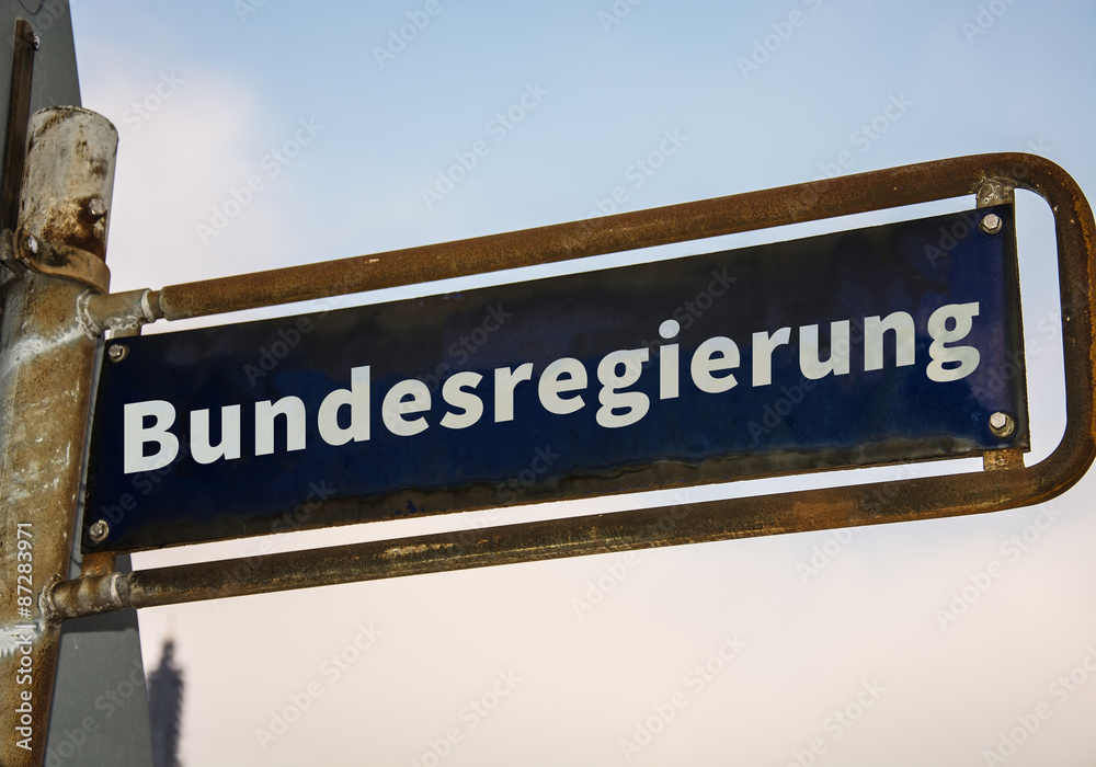 Strassenschild 47 - Bundesregierung