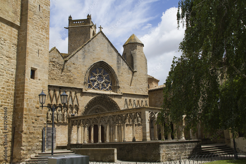 Church of Santa Maria la Real with 14th century facade.Olite,Spain