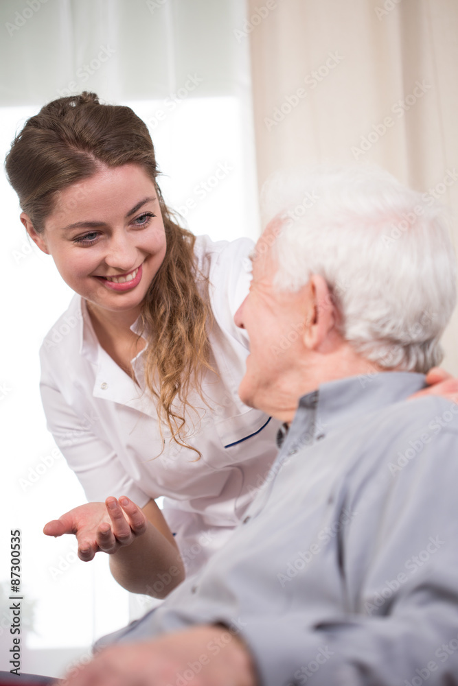 Obraz premium Young nurse at work