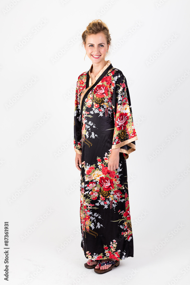 着物の白人女性