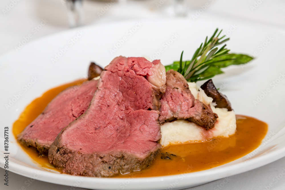 Rare Prime Rib with Potatoes and Rosemary