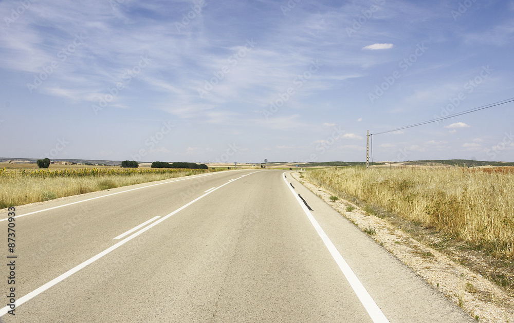 Carretera en Castilla-La Mancha, España