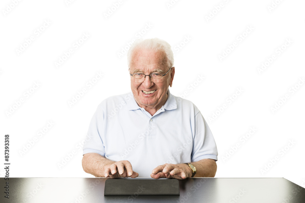 Senior mit Tablet Senior mit Tablet