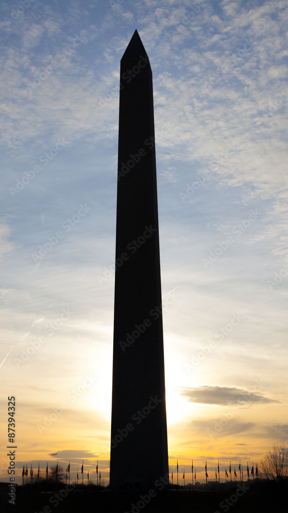 Sillhouette of Washington Monument