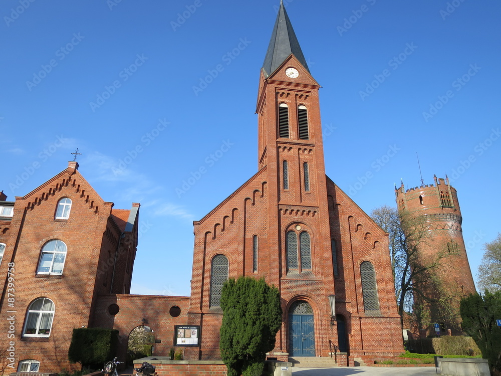 katholisch Kirche Sankt Laurentius und Wasserturm