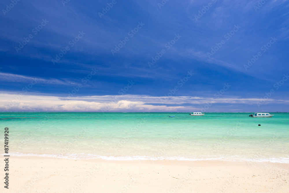 沖縄のビーチ・みーばるビーチ
