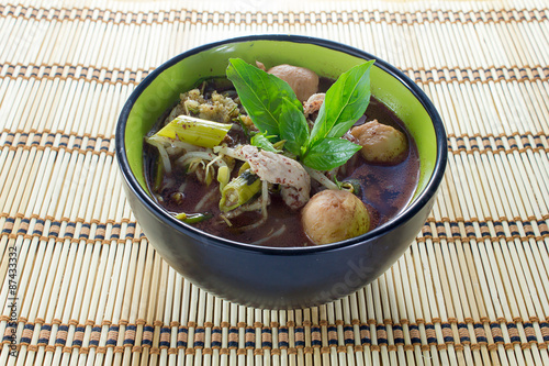 noodle of traditional thai food