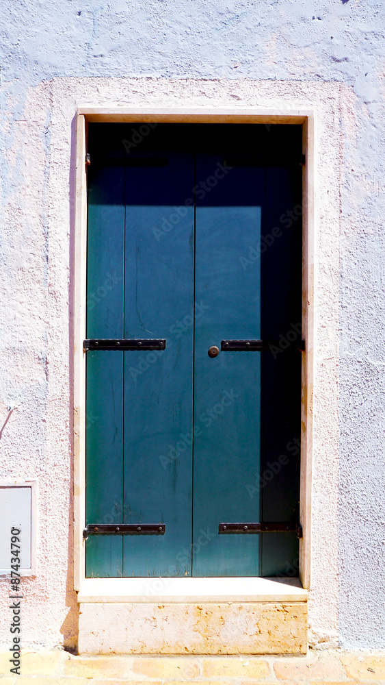 Fototapeta premium Old Door house in Burano
