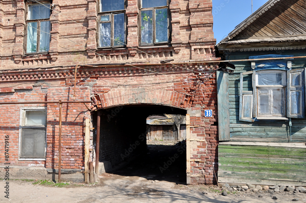 Arch in the old house