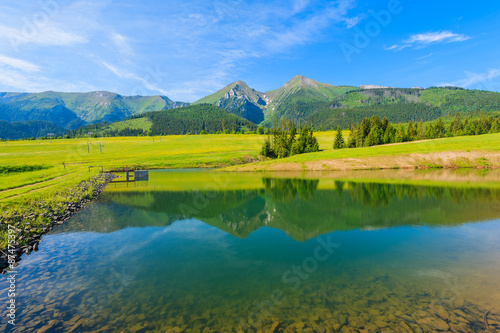 Beautiful lake in summer landscape of Tatra Mountains, Slovakia © pkazmierczak